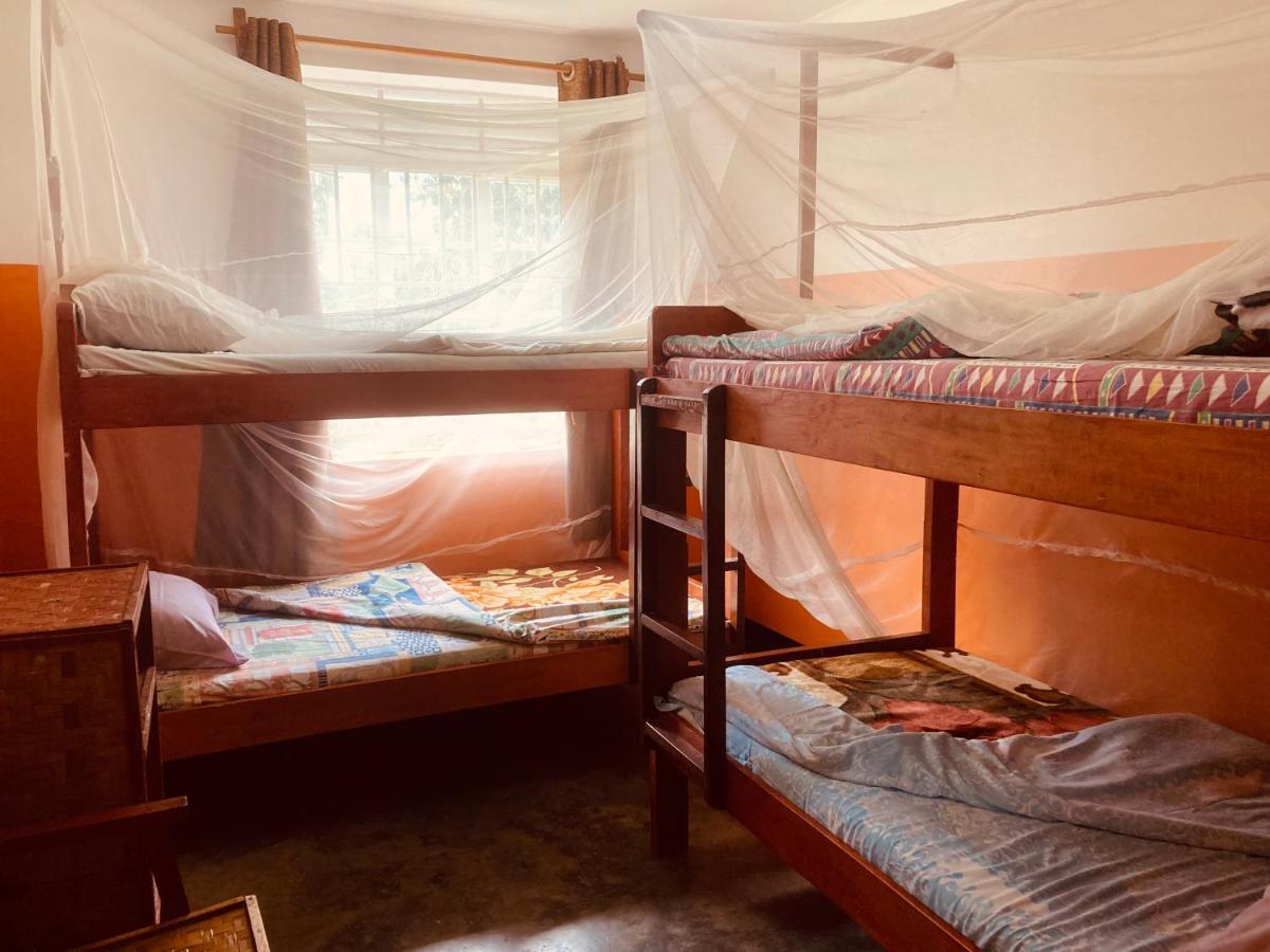 Yes Hostel Fort Portal ภายนอก รูปภาพ