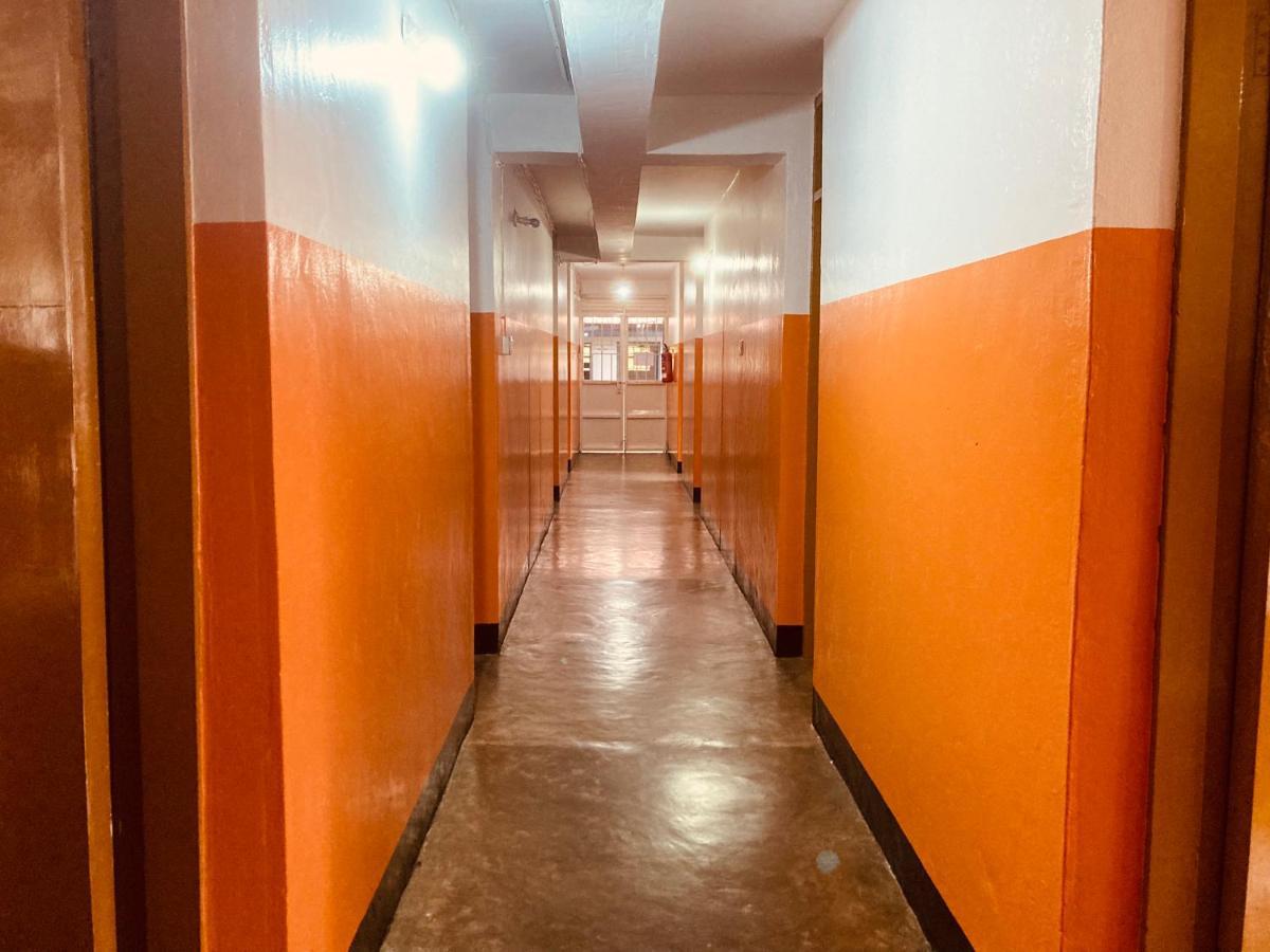 Yes Hostel Fort Portal ภายนอก รูปภาพ